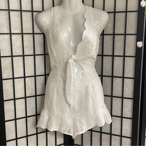 b-sharp ladies white eyelit romper size large